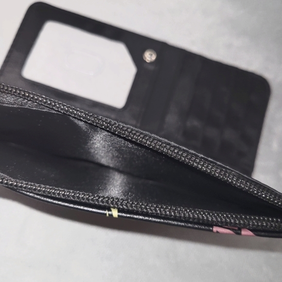 Nightmare Before Christmas Snap Wallet - Picture 6 of 15